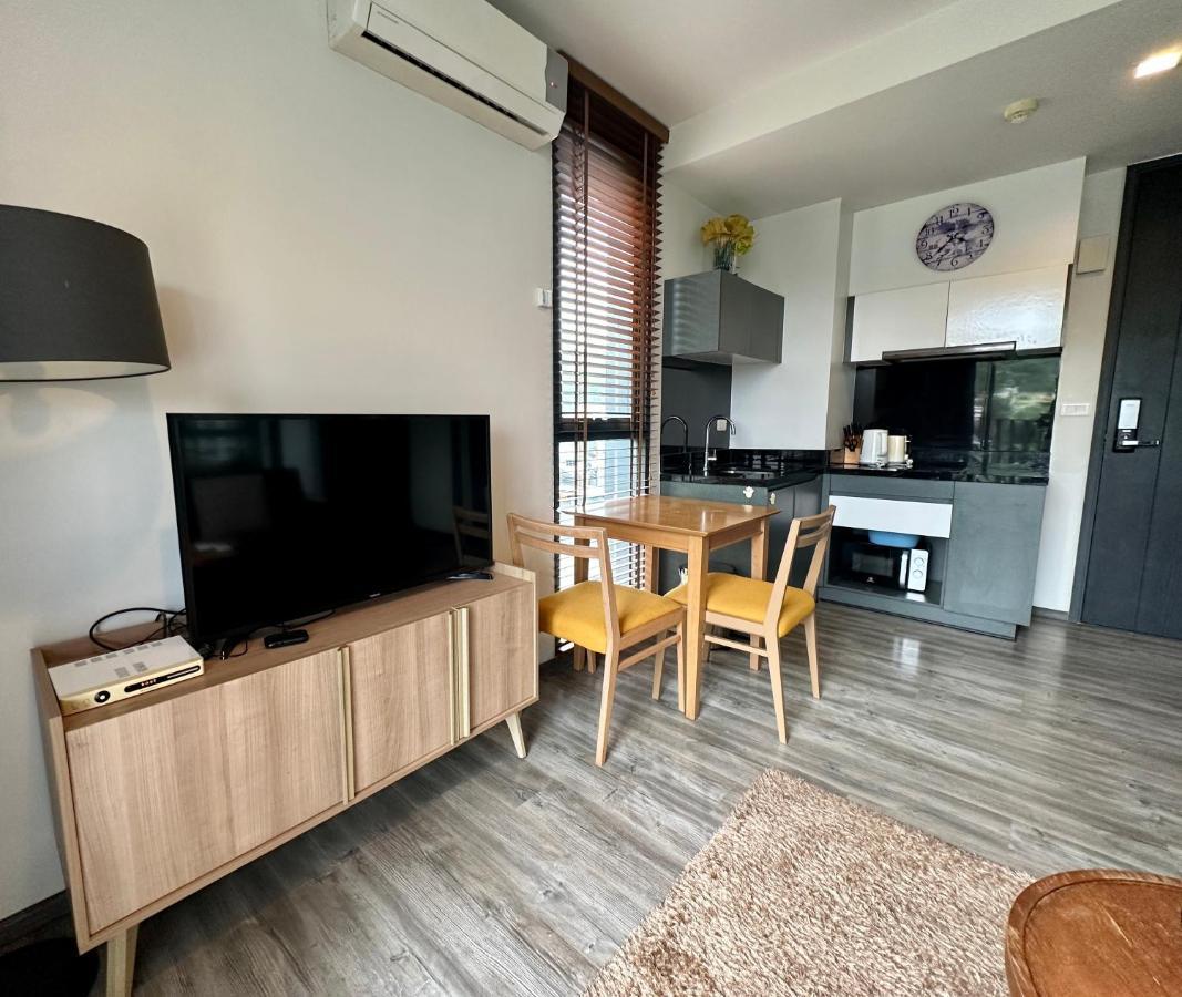 Modern Apartment 211 The Deck At Patong Esterno foto