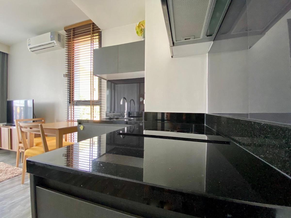 Modern Apartment 211 The Deck At Patong Esterno foto